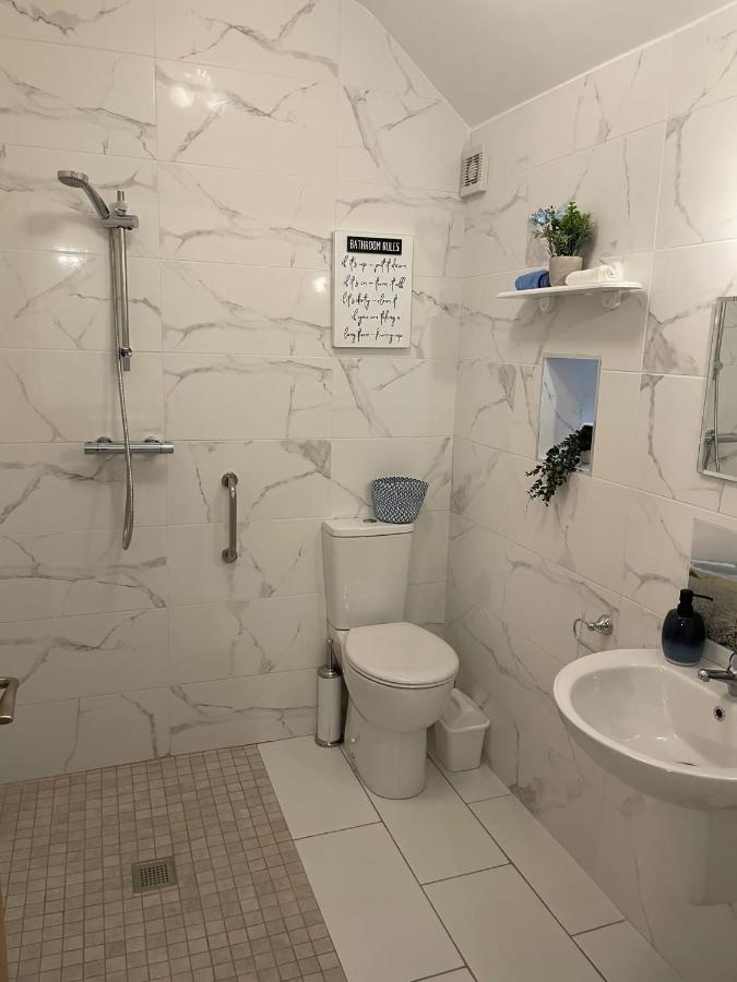Appartamento Toddys Hideaway Cavan Esterno foto