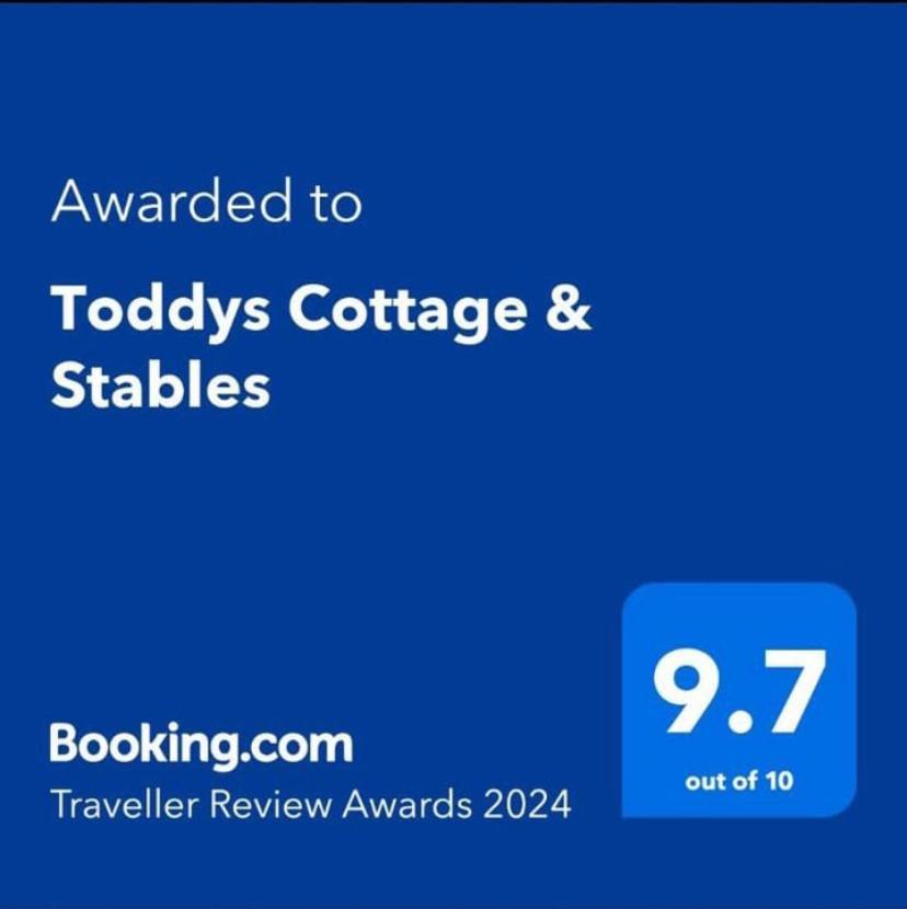 Appartamento Toddys Hideaway Cavan Esterno foto